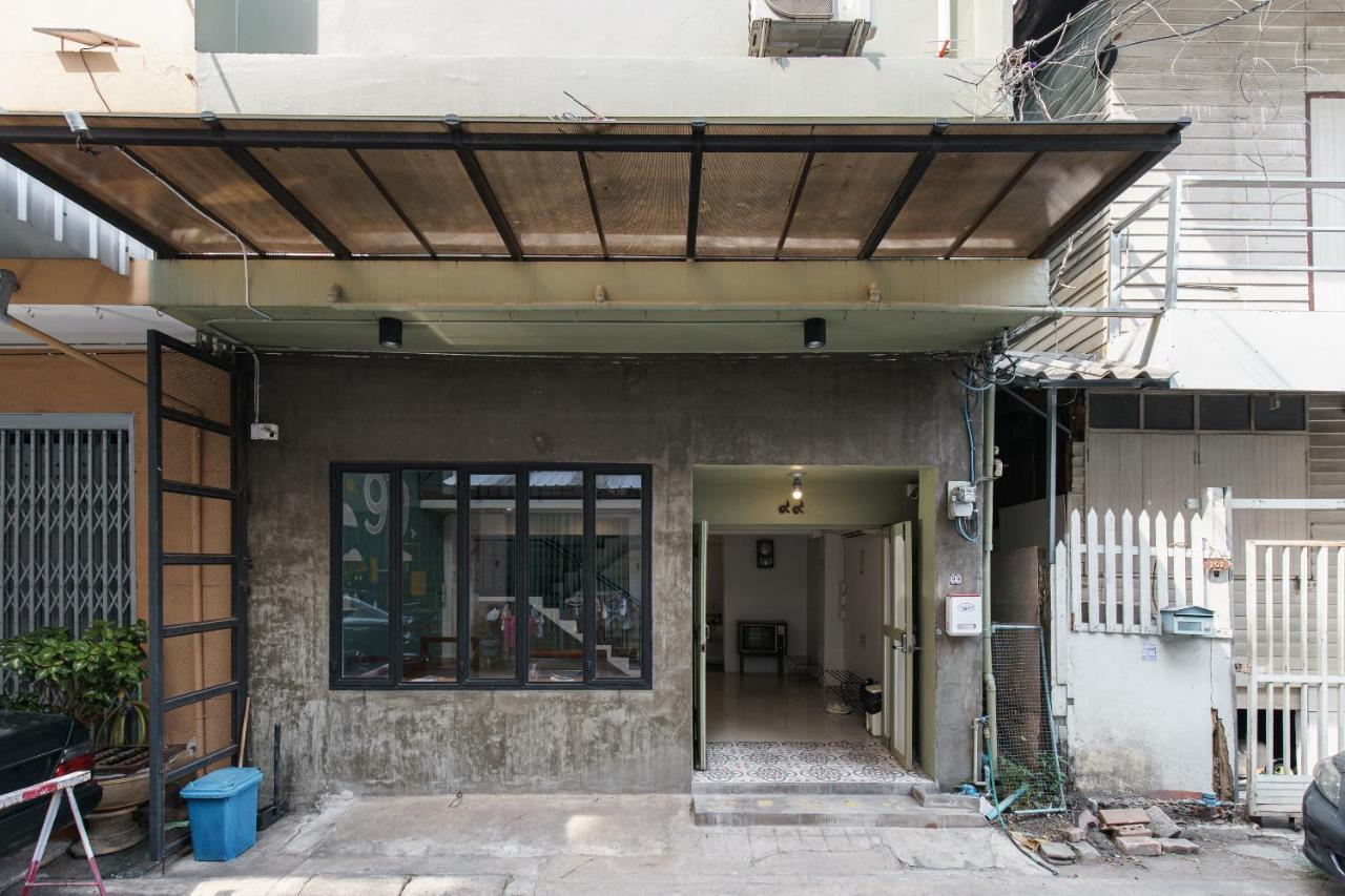 99 Hostel Khaosan Bangkok Exterior foto